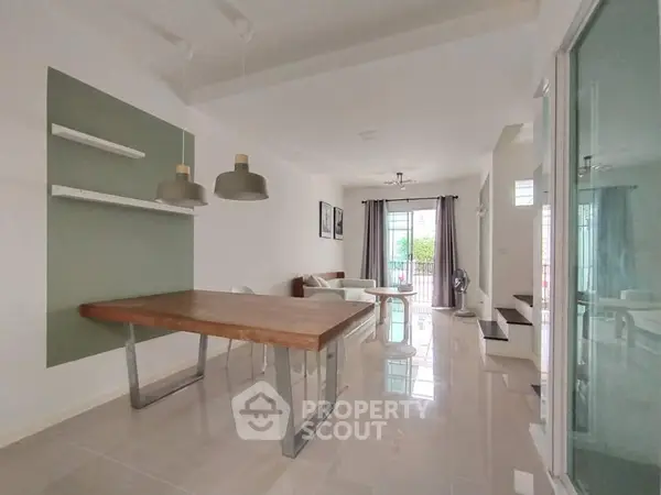 image_rental-19977439