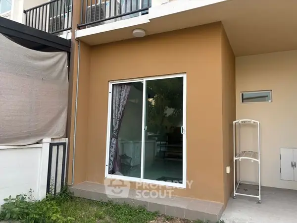 image_rental-31302306