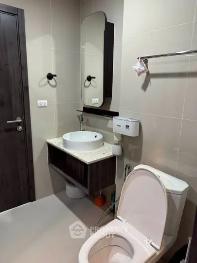 Modern bathroom with sleek fixtures and contemporary design