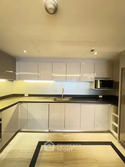 image_rental-28879730