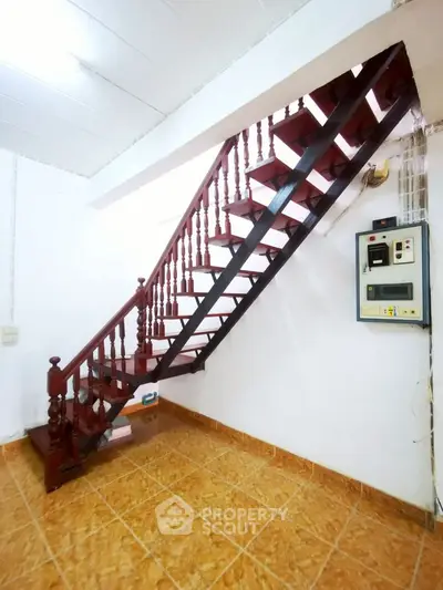 image_rental-28247438