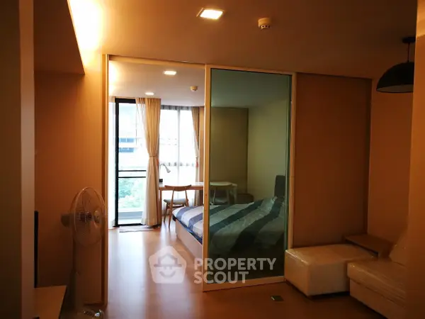 image_rental-8439314