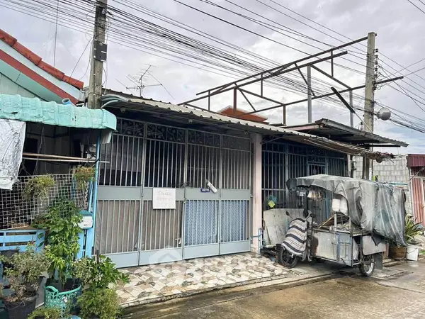 image_rental-25935225