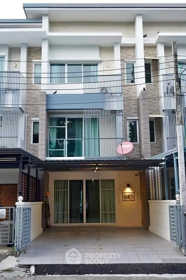 image_rental-31592489