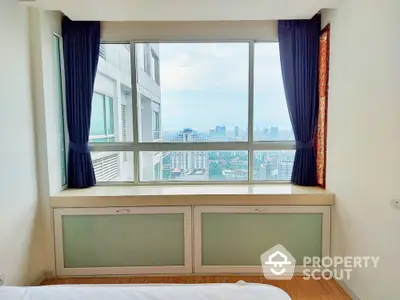  2 Bedrooms Condo -5