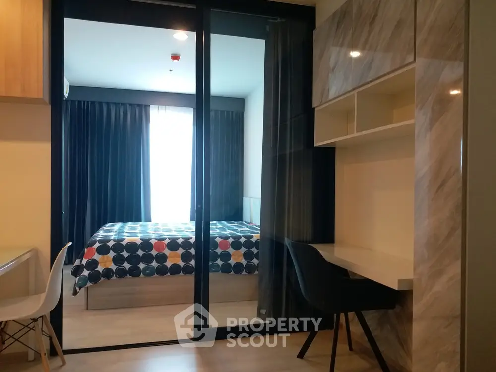 1 Bedroom Condo at Life Asoke Rama 9-1