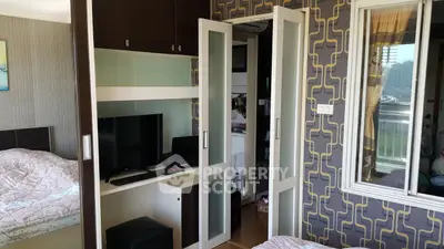 c88c997d-0807-42d2-bea9-9fb7e80dca24.jpg