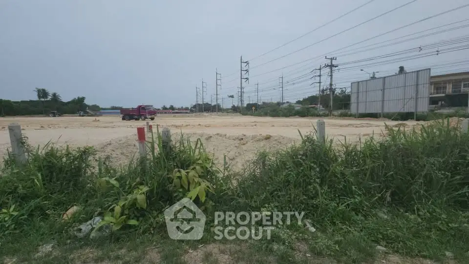 Expansive land plot with development potential, ideal for investment or construction projects.