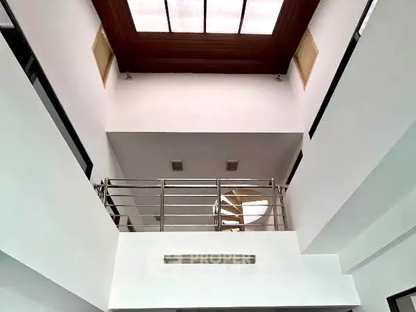 image_rental-28462178