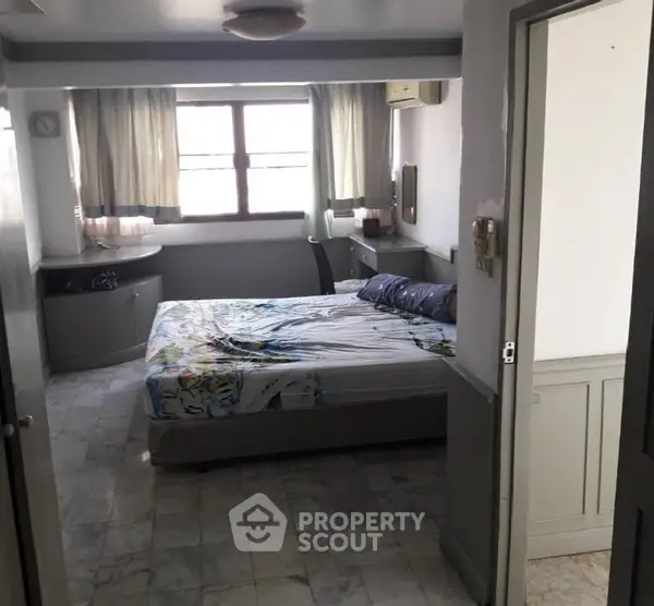 image_rental-5695728