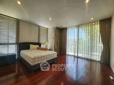 image_rental-31066800