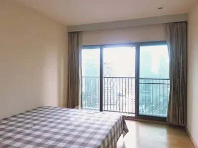 Fully Furnished 2 Bedrooms Condo at Noble Remix-4