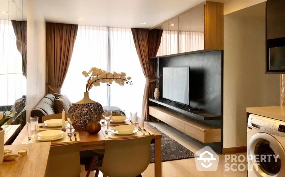 Fully Furnished 2 Bedrooms Condo at Downtown 49 Sukhumvit-1