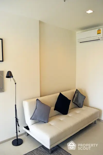 Fully Furnished 1 Bedroom Condo at Rhythm Sukhumvit 36 38-2