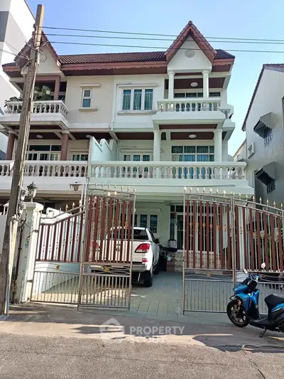 image_rental-27577163