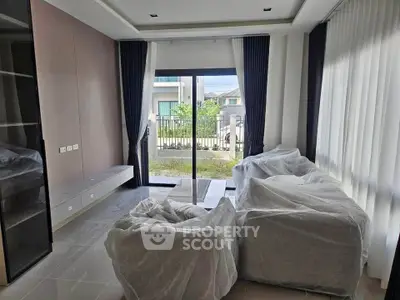 image_rental-29020894