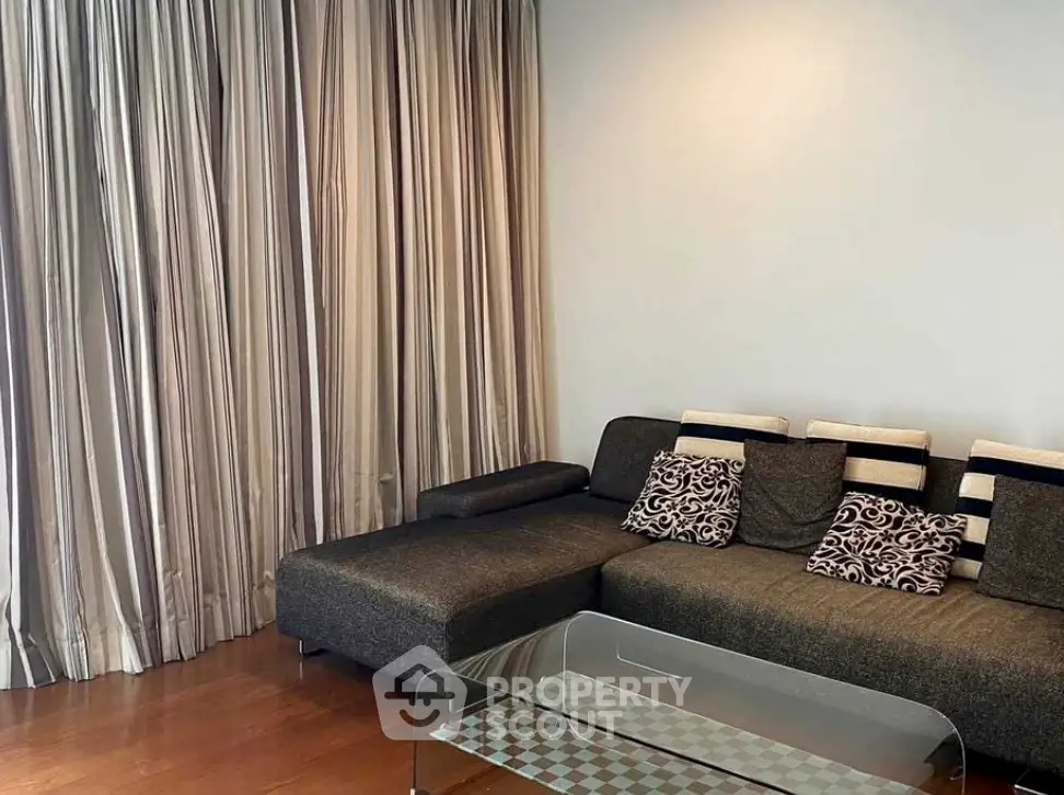 Screenshot 2569-03-25 at 22.26.32.jpg