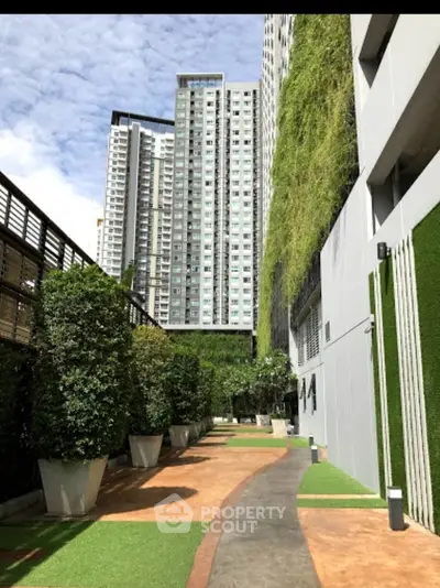  1 Bedroom Condo at Aspire Sathorn Thapa-4