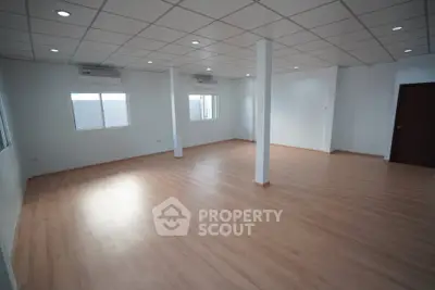 image_rental-29973896