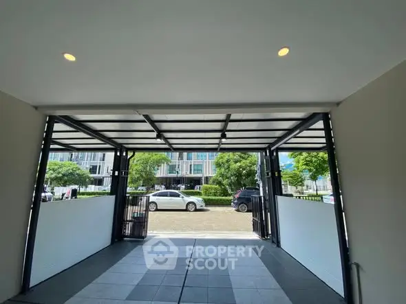 Spacious garage with modern design and street view