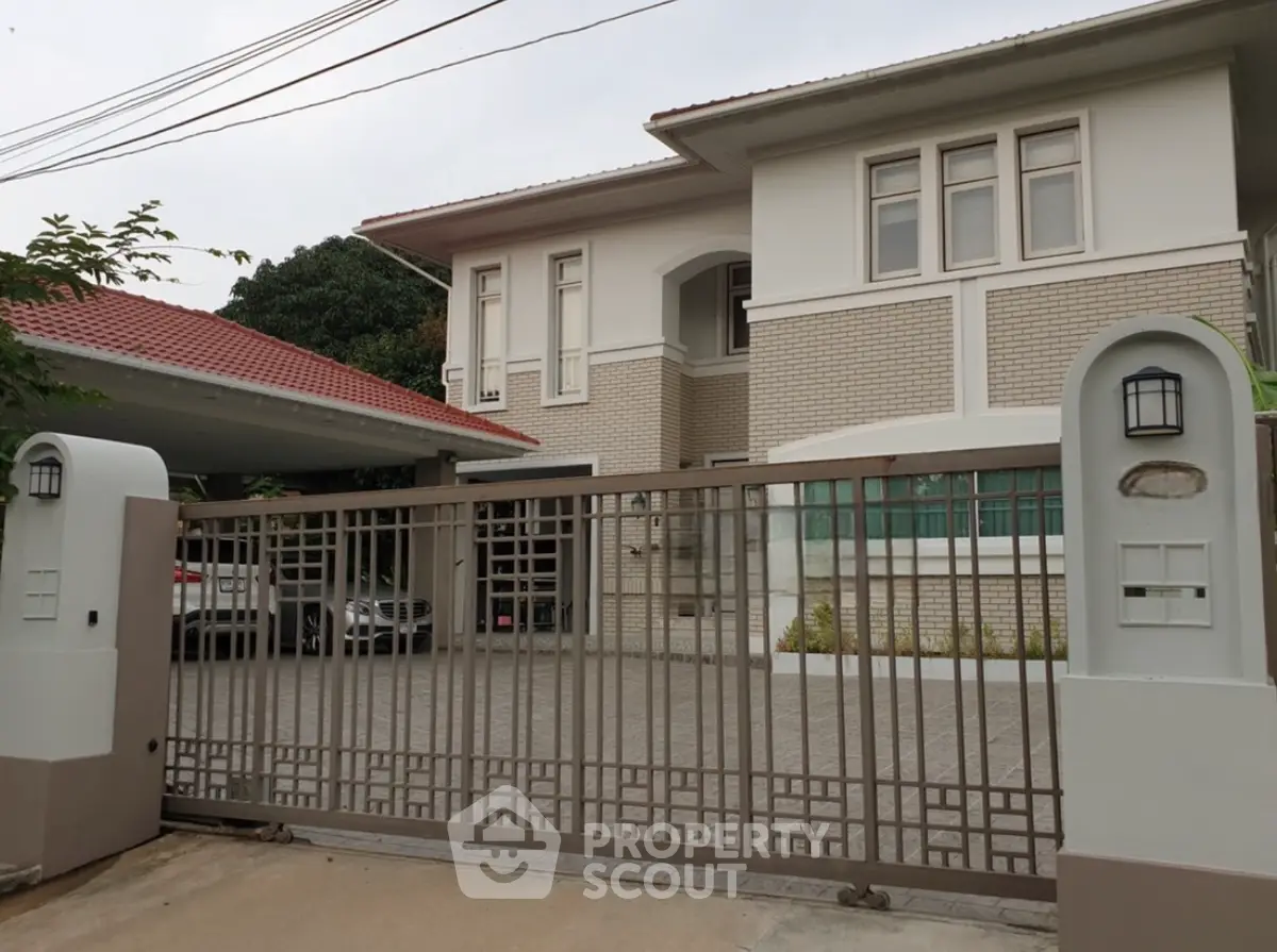 Screenshot 2568-10-30 at 10.39.01.jpg