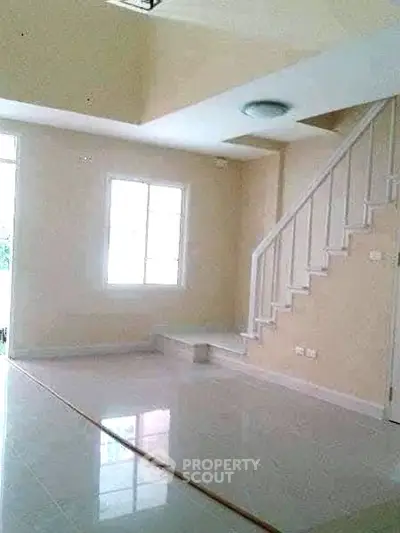 image_rental-31810581