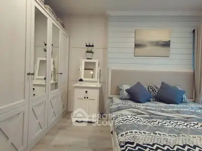 Charming bedroom with stylish decor and cozy ambiance