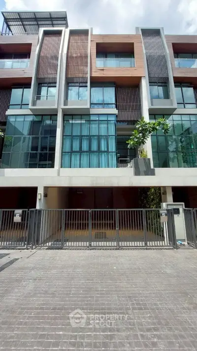 image_rental-29902920