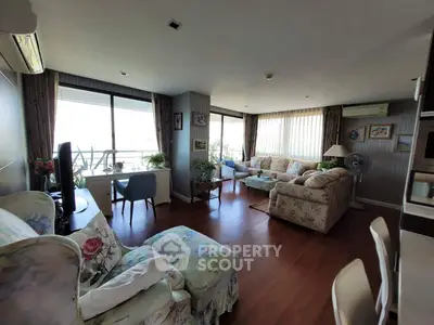 image_rental-10254508