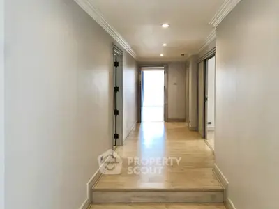 image_rental-30500925