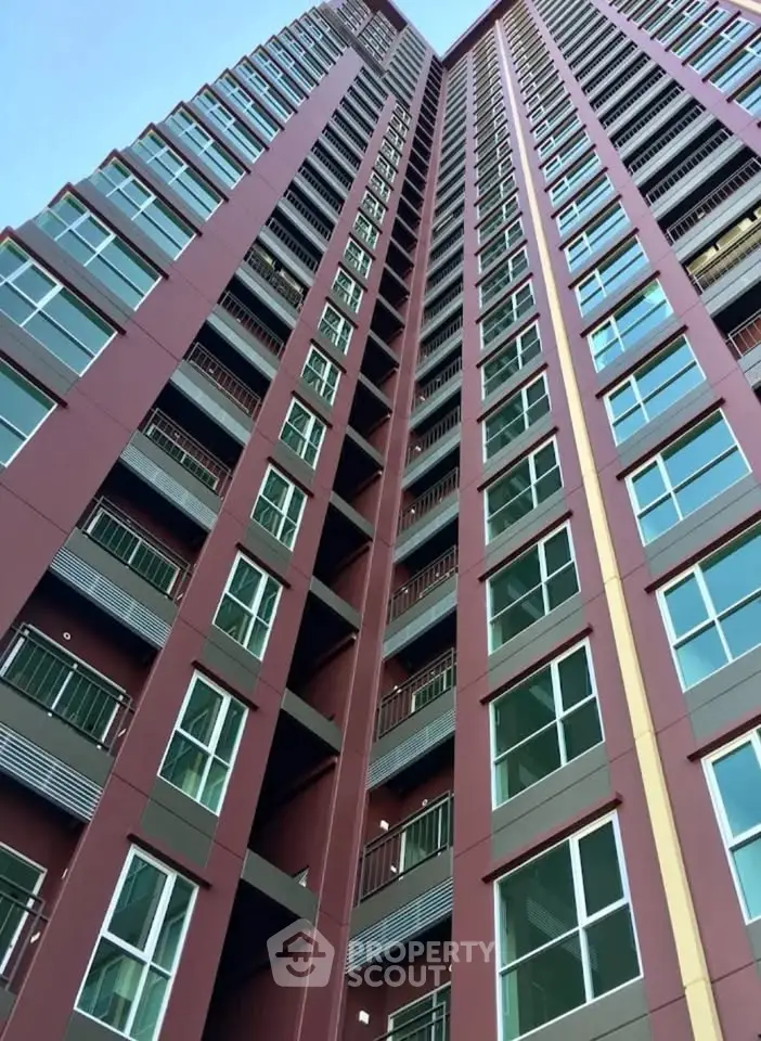 Stunning high-rise building exterior with modern architecture and sleek design.