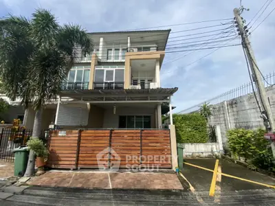 image_rental-5778698