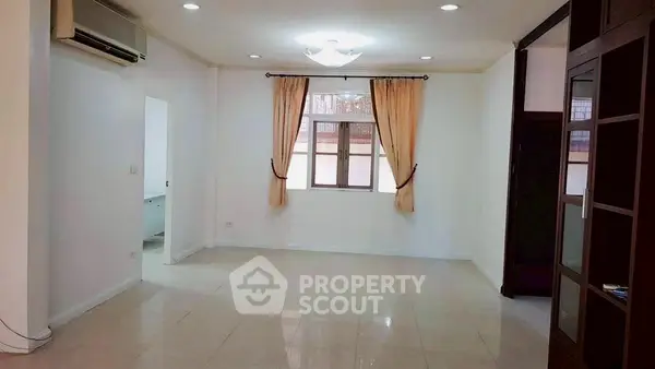 image_rental-30763947