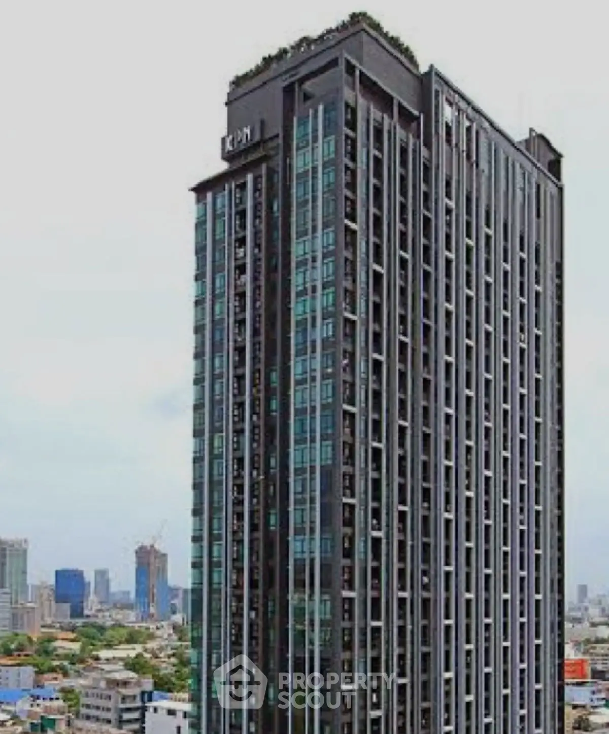 Stunning high-rise building with panoramic city views in a prime urban location.