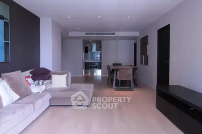 image_rental-5303384