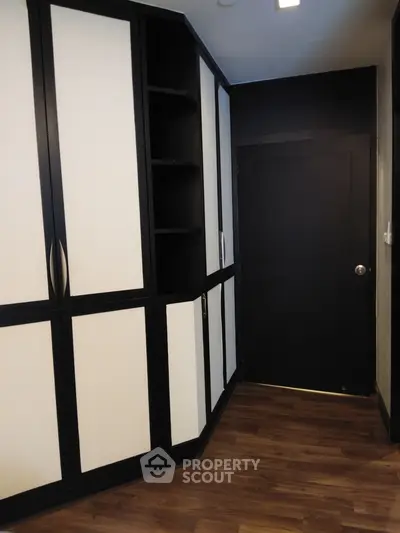 2 Bedrooms Condo at Sathorn Gardens-2