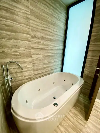 m800x1200 (2)-Photoroom.png