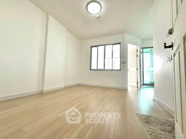 image_rental-31799658