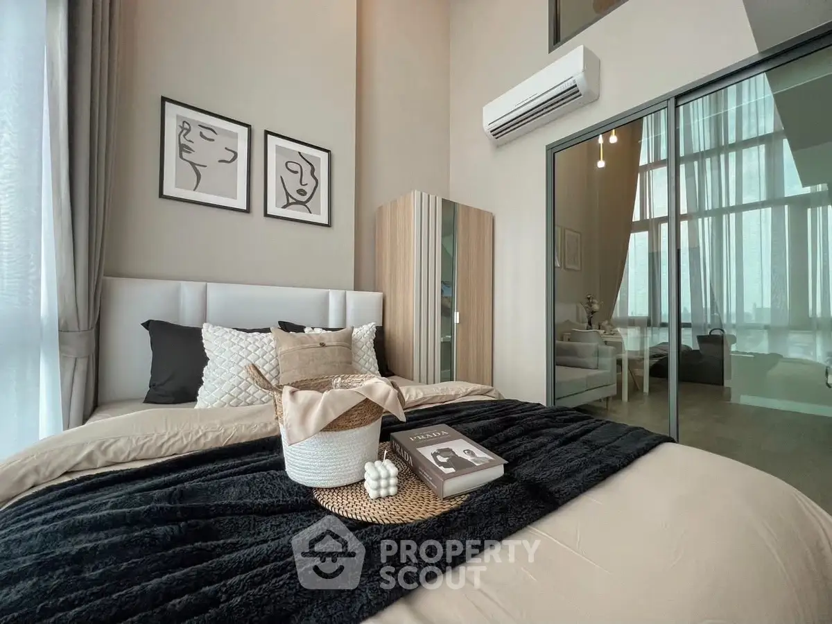 Luxurious modern bedroom with high ceilings and stylish decor