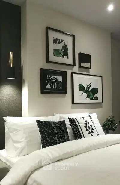  1 Bedroom Condo at Rhythm Ekkamai-3