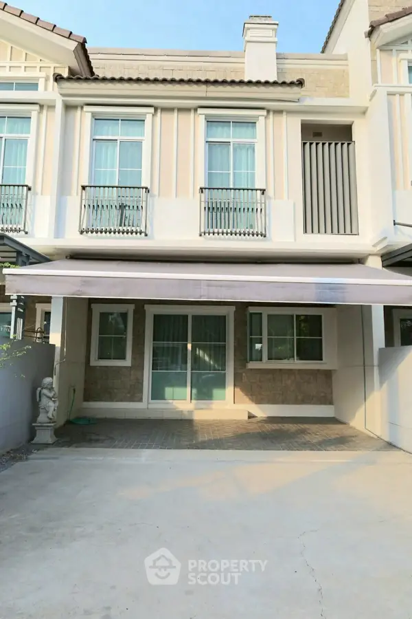 image_rental-31625260