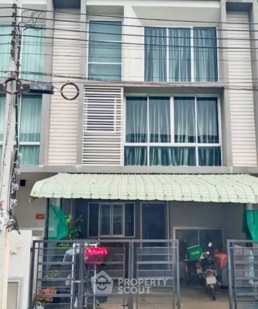 Screenshot 2569-04-12 at 20.19.05.jpg