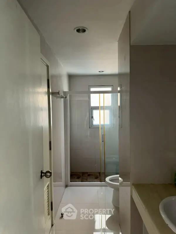 image_rental-29592014