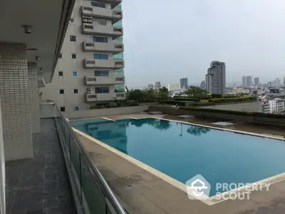  2 Bedrooms Condo -7