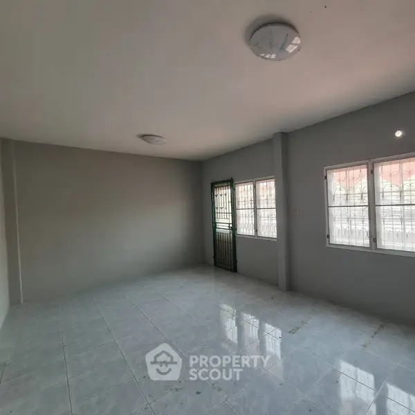 image_rental-8482275