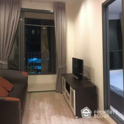 Fully Furnished 1 Bedroom Condo at Ideo Mobi Rama 9-3