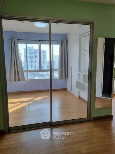 image_rental-10243942