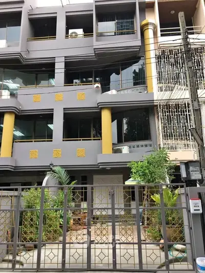 image_rental-27378295