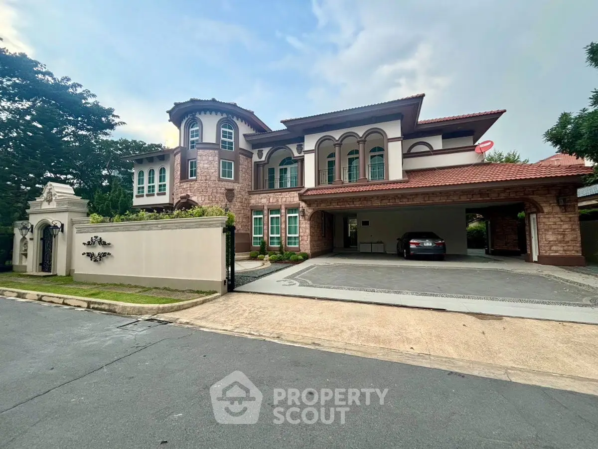 Stunning luxury mansion with elegant architecture and spacious driveway