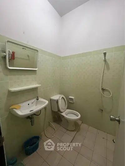 image_rental-37725604
